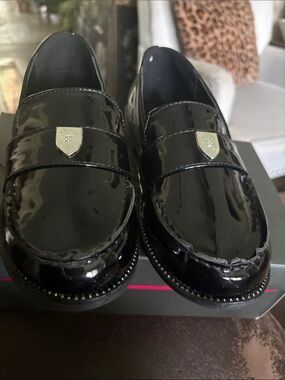 New Vince Camuto girls loafers 2